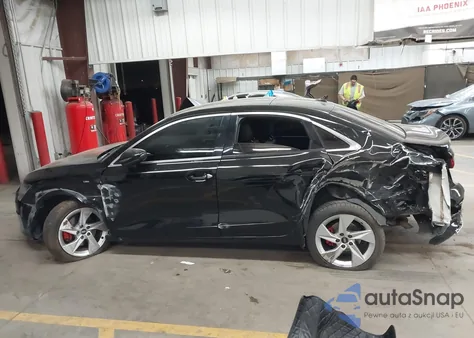 2022 Audi A3 Premium 40 Tfsi Front-Wheel Drive S Tronic z USA, uszkodzony, nr VIN WAUAUDGY4NA026756